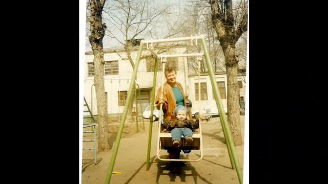 Любимой Бабушке.wmv смотреть онлайн