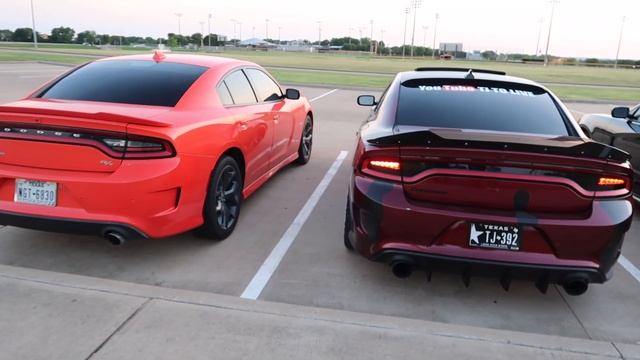 DODGE CHARGER 3.6 vs 5.7 vs 6.4 WHICH ONE IS LOUDER?! смотреть онлайн