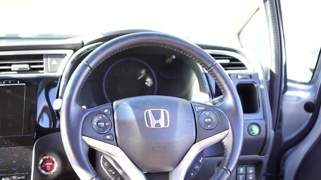 Обзор на автомобиль Honda Suttle 2016 года! Авто из Японии! смотреть онлайн