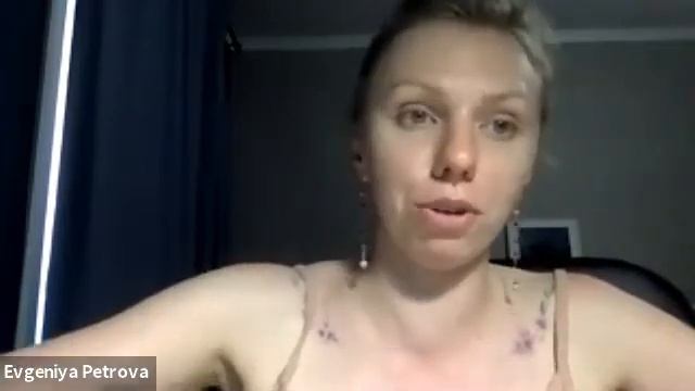 Онлайн-встреча про продуктовое развитие: Женя Петрова (для новичков)