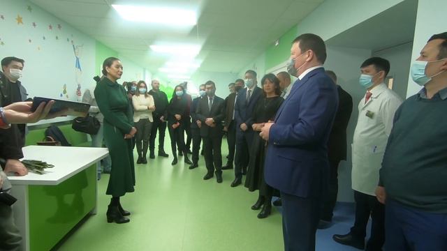Кумар Аксакалов поблагодарил фонд «Саби» за реконструкцию детской областной больницы СКО смотреть онлайн