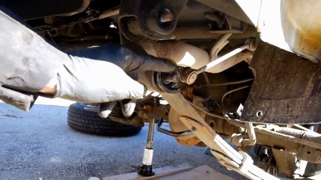 Nissan Xterra & Frontier. Leaf Springs Replacement. смотреть онлайн