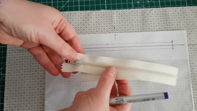 Как вшить молнию во внутренний карман сумки / косметички. смотреть онлайн