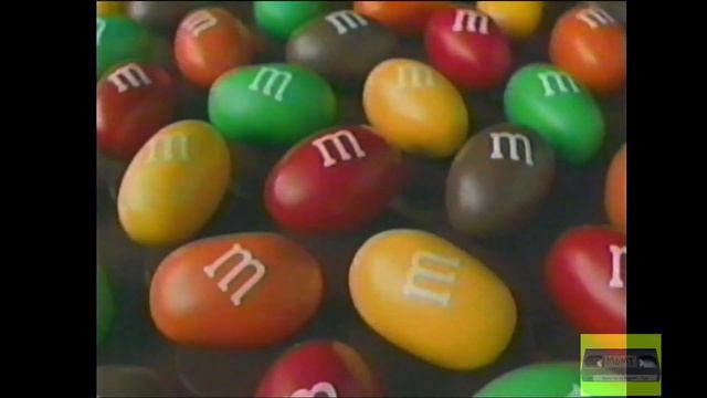 Daisy Fuentes Spanish M&Ms Commercial