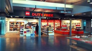 Первый полет в самолете. НОВЫЕ ПРАВИЛА поведения в аэропорту для новичка.