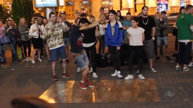 Уличные танцы Крещатика 2018 8-ая часть смотреть онлайн