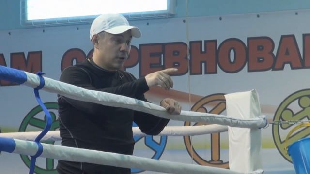 Бокс с Костей Цзю - Удар правой рукой (мастер-класс) смотреть онлайн