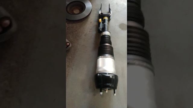 Mercedes Benz GLS friend right air suspension shauk #short смотреть онлайн