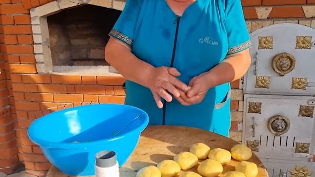 БАБУШКА ИСПЕКЛА ТЫКВЕННОЕ ПЕЧЕНЬЕ Азербайджанская Кухня Деревенская Кухня Рецепты смотреть онлайн