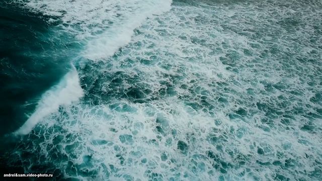 Bali, Indonesia. Pura Luhur Uluwatu. смотреть онлайн