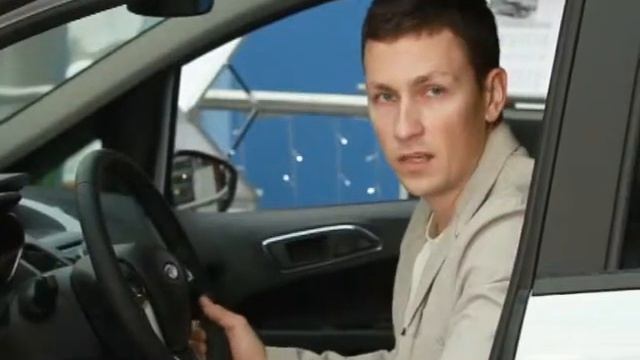 Рубрика "Автоэксперт": "слепые" зоны при перестроении в другой ряд смотреть онлайн