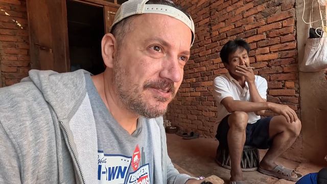 Laos'un Gerdek Kulübeleri - Evlenmeden Önce Kulübeye Giriyorlar | Akha Kabilesi смотреть онлайн