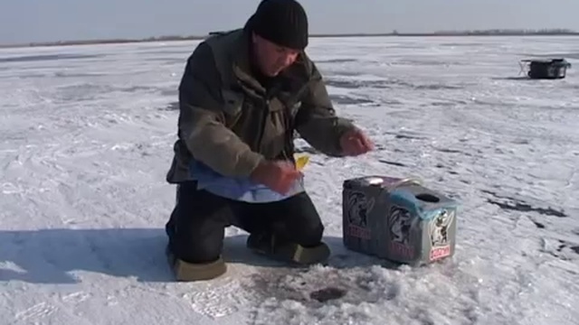 Секреты спортивной ловли окуня в глухозимье. О рыбалке всерьёз из неопубликованн смотреть онлайн