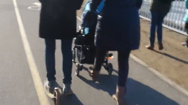 Красноярск, остров Татышев 02.04.2015г., катание на роликах. Полянская А.В.