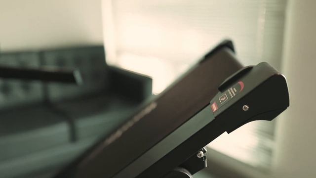 Treadmill HouseFit Spiro 400 смотреть онлайн
