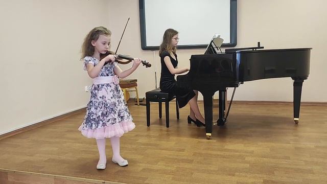 Турова Мария 6 лет. Гавот с вариациями. Гендель Г.