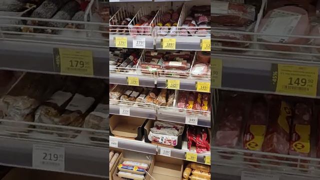 В РОССИИ всё в порядке, сахар есть!