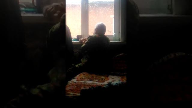 Мама Тамара уже оскорбляет свою дочку Наташку алкашку смотреть онлайн