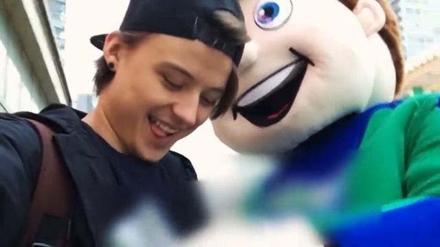 #НОВЫЙ БЛОГ# Я И МАРЬЯНА В ТУАЛЕТЕ...