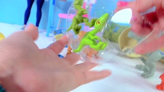 Hatching Eggs ! Baby Jurassic World Dinosaurs + Hatchimals Surprise Blind Bags смотреть онлайн