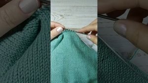 Идеальные подрезы. Поднимаем петли рукава, аккуратно оформляем подрезы без дырочек.