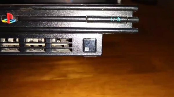 PS2 Comparison Review PS2 Fat SCPH30000 vs PS2 Slim 70000