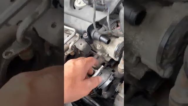 Замена картриджа на двигателе 1.4 Volkswagen 122 лс Часть 2 смотреть онлайн