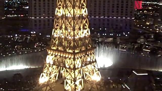 Paris Las Vegas Hotel - Romantic Room View of Eiffel Tower смотреть онлайн