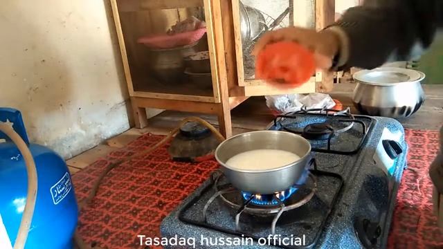 Ghar par nashta kia |chay khod bnai|vlog смотреть онлайн