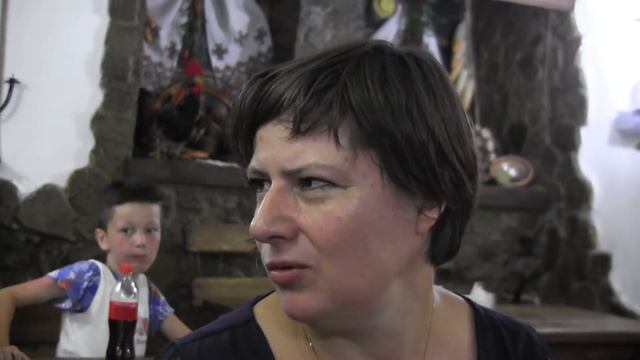 Ялта. Кафе Великолепная Солоха на Набережной. смотреть онлайн