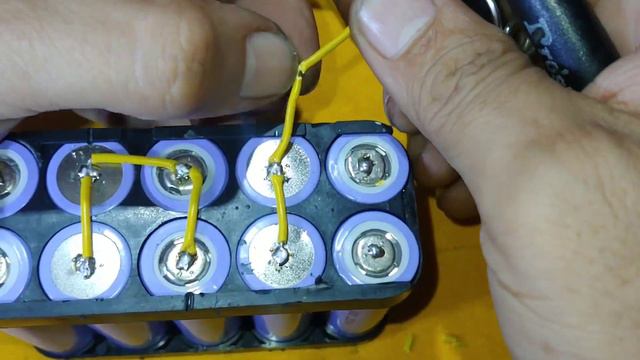Impact Wrench Battery Repack using soldering iron смотреть онлайн