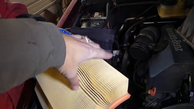 MERCEDES W163 ENGINE AIR FILTER REPLACEMENT REMOVAL ML320 ML430 ML350 ML500