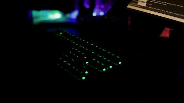 Simple ASMR: Typing on a mechanical keyboard (stereo, no talking, unedited) смотреть онлайн