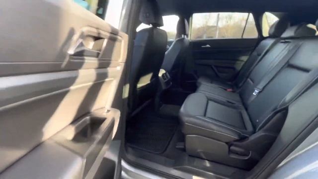 2020 Volkswagen Atlas Cross Sport SE w/ Technology walk around video смотреть онлайн