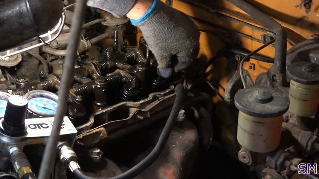 Rescued: 1977 Toyota SR5 Pickup - Teardown Showdown смотреть онлайн