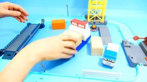 Порт с разводным мостом (металлическая машинка Терри в комплекте)