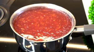 Как сварить САМЫЙ вкусный кисель из ягод Вроде так просто, но не все знают секреты приготовления.mp4