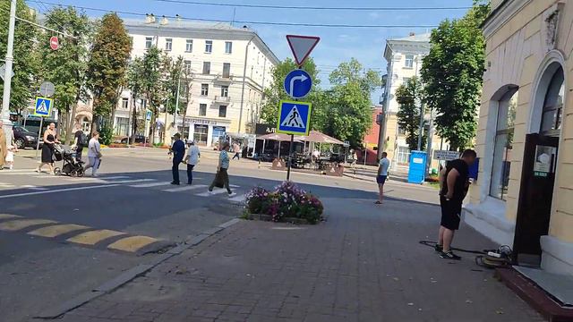 Дарите женщинам цветы!!!! смотреть онлайн