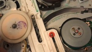 Видеомагнитофон жует кассету ремонт - решено!