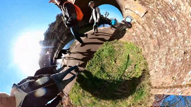 A walk along the Thames & Severn canal Stroudwater смотреть онлайн