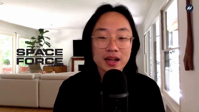 Tawny Newsome and Jimmy O. Yang on David Bowie and the Space Force call sheet смотреть онлайн
