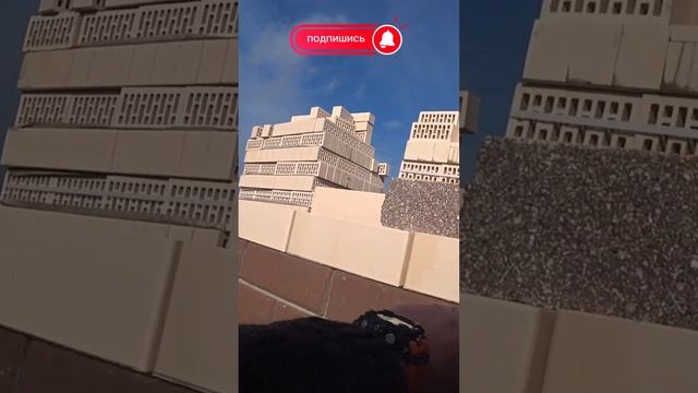 кирпич в пятнах смотреть онлайн