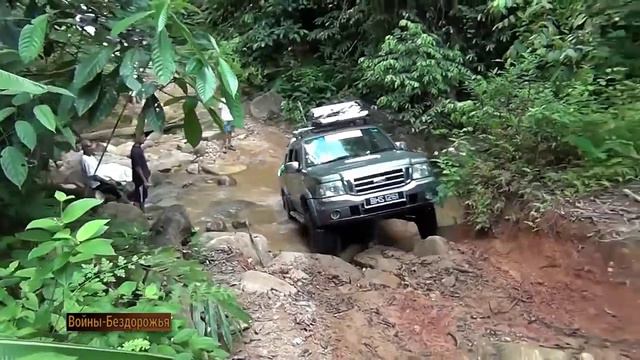 Приключение Mitsubishi MMC Pajero Turbo Diesel Hard Climb _ 4x4 ПО БЕЗДОРОЖЬЮ смотреть онлайн