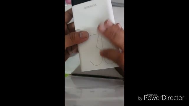 power bank Romoss LT20 pro 2000 mAh and power bank Romoss P8+ 30000 mAh смотреть онлайн