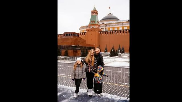 22 02 17 мы вместе уже 10 лет Розовая свадьба смотреть онлайн