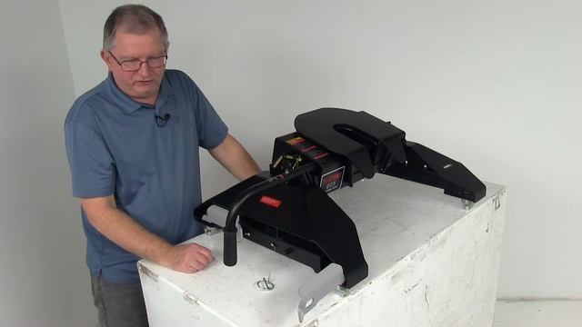 etrailer | Curt Fifth Wheel - Fixed Fifth Wheel - C16515-16025 Review смотреть онлайн