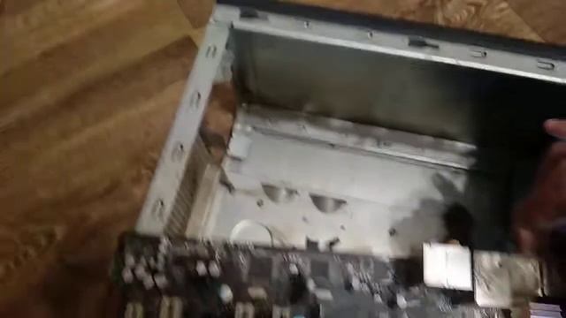 Жесть, что бывает если не чистить комп.НИКОГДА! СЛАБОНЕРВНЫМ НЕ СМОТРЕТЬ. смотреть онлайн