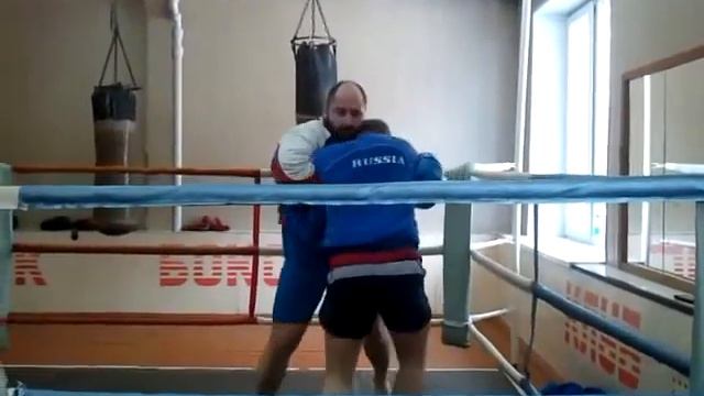 тренировка ударов ,силовая тренировка