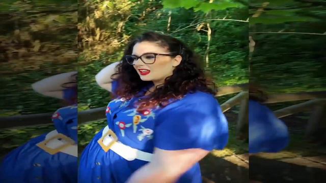 Eva Gonzalez - Spanish Plus-size Fashion Model | Social Media Star