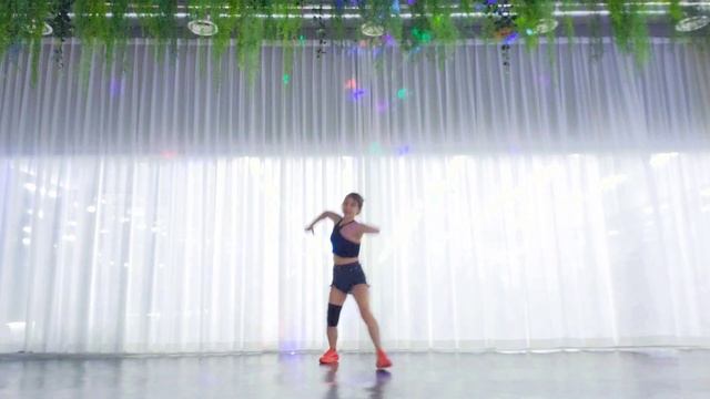 CURRUCUCU | ZIN105 | FLAMENCO | ZUMBA | @JENNIEZUMBA2 смотреть онлайн